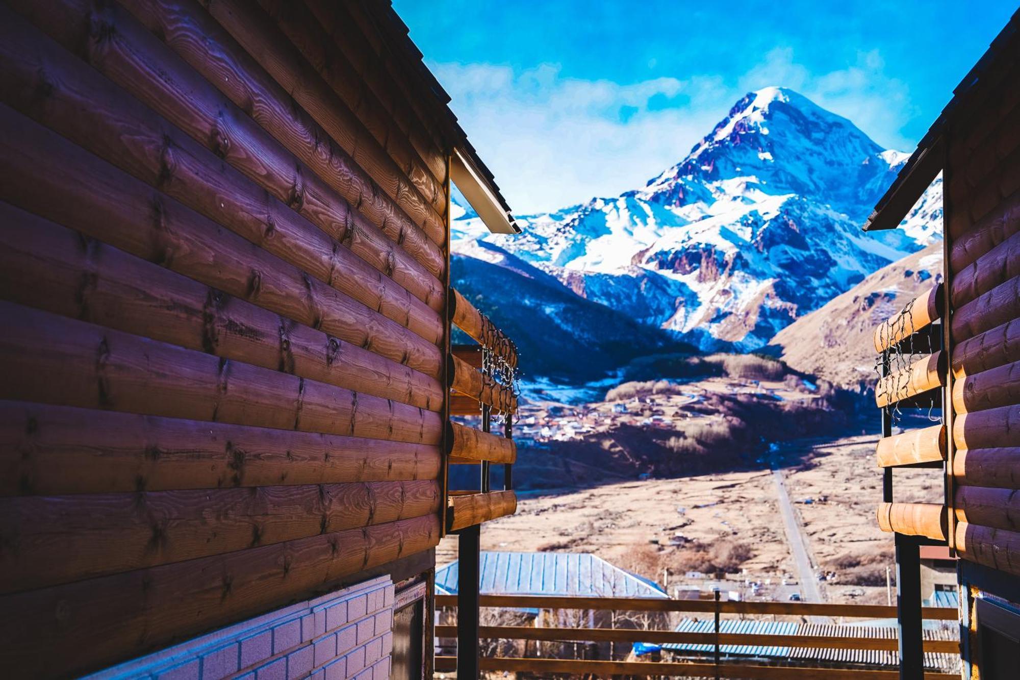 Restart Cottages In Kazbegi Bagian luar foto