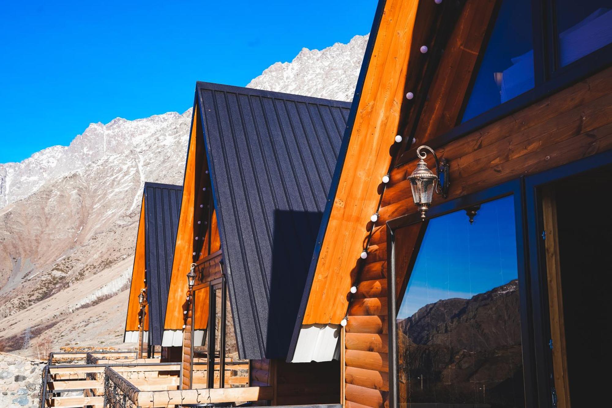 Restart Cottages In Kazbegi Bagian luar foto