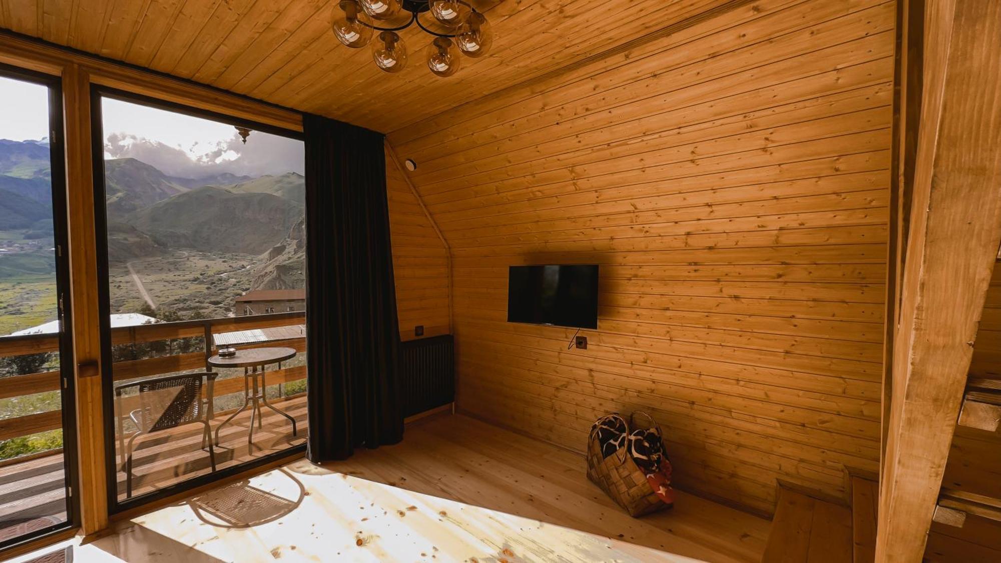 Restart Cottages In Kazbegi Bagian luar foto